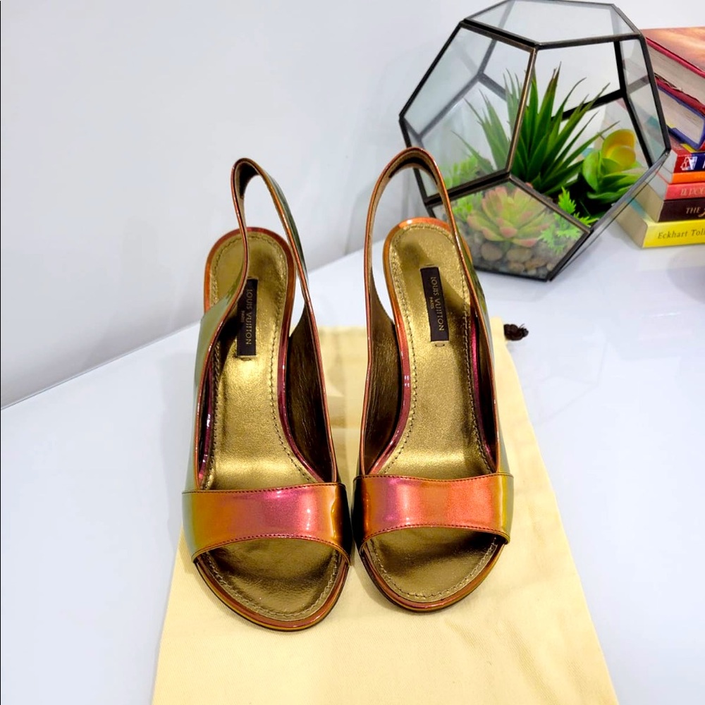 Bargain LV original iridescent heels, like new!